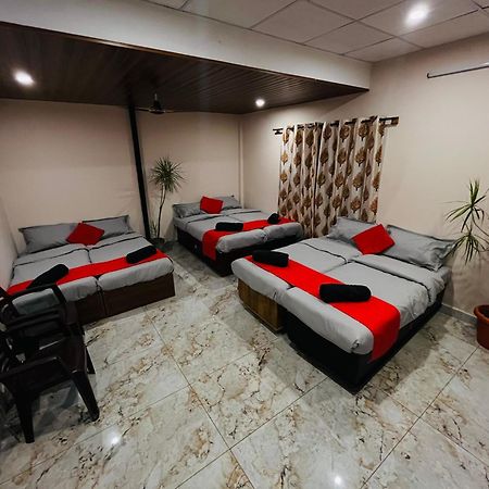 Adh Hazel Wood Hotel Mysore Buitenkant foto