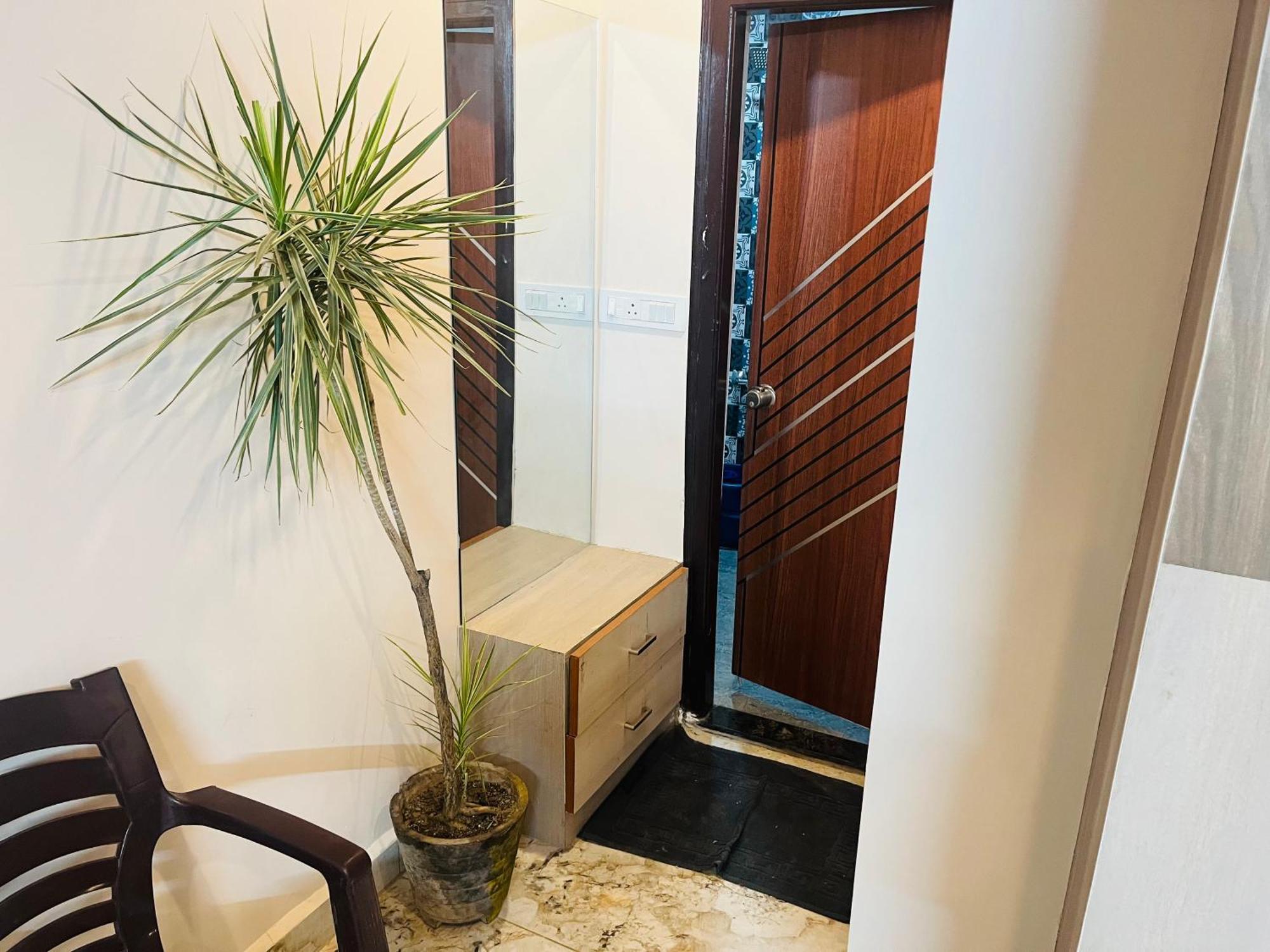 Adh Hazel Wood Hotel Mysore Buitenkant foto